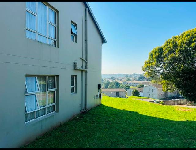 1 BEDROOM APARTMENT FOR SALE IN WOODHAVEN